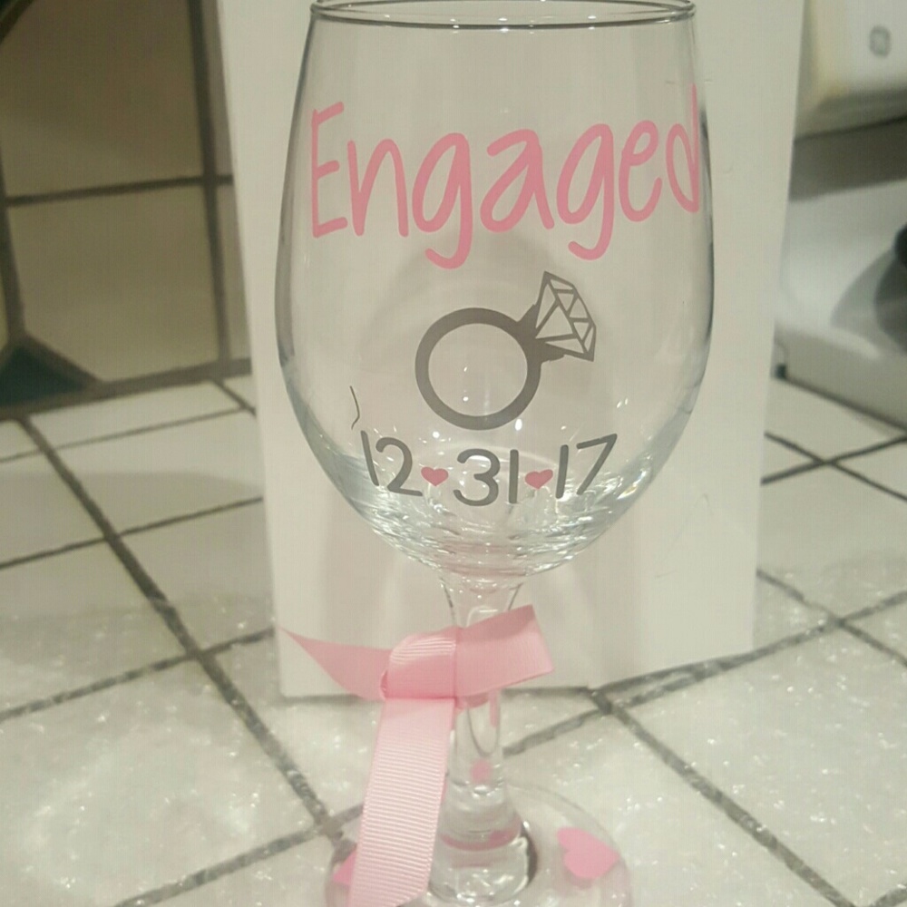 Personalized wine glass